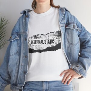 ユニセックス 内部静電気認識Tシャツ、感覚過負荷シャツ、精神的明晰さTシャツ、静かな心グラフィックTシャツ、脳の霧認識シャツ、 画像 14