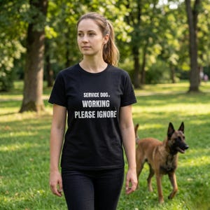 Shirt geleidehond aan het werk, negeer shirt, shirt geleidehond, shirt geleidehond, werkend shirt geleidehond, shirt geleider geleidehond