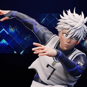 Peut inclure: Figurine d'un jeune homme aux cheveux blancs hérissés, portant un maillot blanc et bleu marine avec le numéro 7. La figurine est dans une pose dynamique avec un bras tendu, sur fond bleu géométrique.