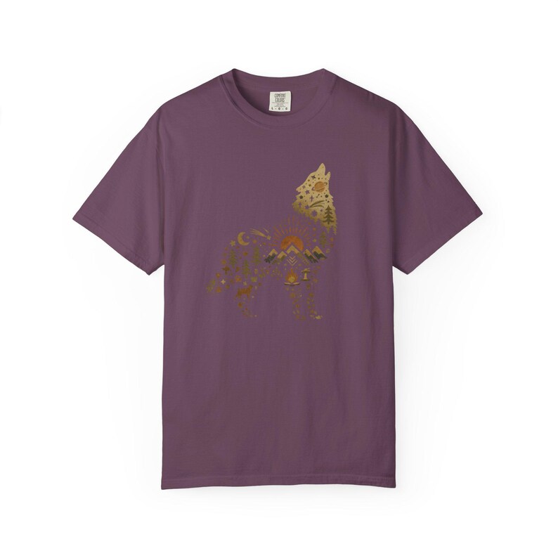Camiseta con estampado de escena de naturaleza con lobos, camiseta retro para acampar con temática de vida silvestre. imagen 8