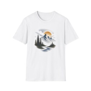 Airbrush Mountain T-shirt | Airbrush-shirt, T-shirt voor outdooravontuur afbeelding 2