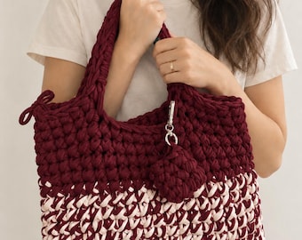 Burgundy Recycled T-Shirt Yarn Tote Bag with AirPods Case