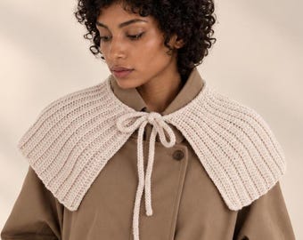 Hand Knit Merino Cape Collar, Soft Winter Coat Scarves
