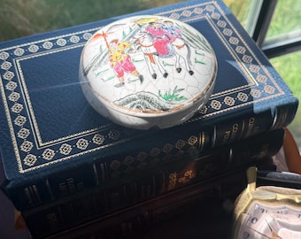 Vintage Macau Porcelain Trinket Box, Hand Painted Chinoiserie Jewelry Dish, Crackle Glaze Asian Decor