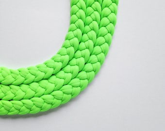 Collar verde neón, gargantilla neón, collar de la amistad, collar llamativo, tela verde neón - Collar de triple trenza - tela verde neón