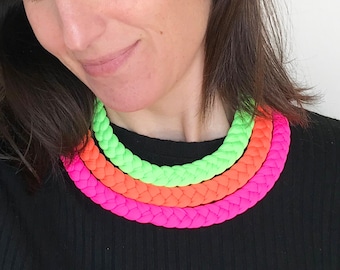 statement necklace, chunky neon necklace, chunky neon choker, statement choker, neon pink necklace, braided necklace, fabric necklace