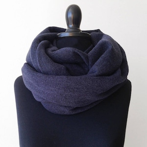 infinity scarf, knit scarf, gift for boyfriend, charcoal scarf, man scarves, gift for mom, gray scarf, chunky knit scarf, winter scarf