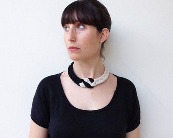 Choker, statement necklace, textile jewelry - The colorblock knot necklace - handmade in ivory & black fabric
