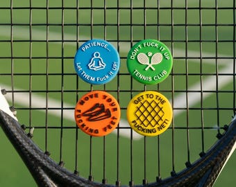 Lustiger Tennis-Dämpfer, motivierender Tennisschläger Vibrationsdämpfer, Geschenk für Tennisspieler, Silikon-Stoßabsorber, Geschenk für Tennisliebhaber