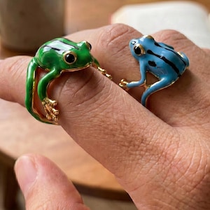 Cute Frog Ring Adjustable Open Ring, Tree Frog Ring, Enamel Frog Ring, Animal Statement Ring, Frog Lover Gift, Nature Jewelry