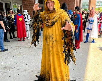 Hastur-mantel met capuchon koning in geel geïnspireerd ritueel gewaad, gescheurde priester-cosplaykostuum