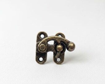 Antike Bronze Metall Box Verschluss (29 x 33 mm) - Vintage Riegel für Schmuckschatullen, DIY Kunsthandwerk