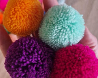 Pompons aus Hmong-Garn, 10 Stück, groß (5 cm), Boho-Bastelbedarf, Girlanden, Taschen