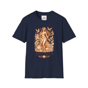 Aphrodite T-Shirt | Griechische Göttin der Liebe Mythologie Tee | Antikes Griechenland Grafik-Shirt | Geschenk für Sie | Weiche Unisex-Baumwolle Bild 7