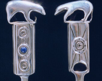 Totem Polar Bear Whistle with Lapis Lazuli
