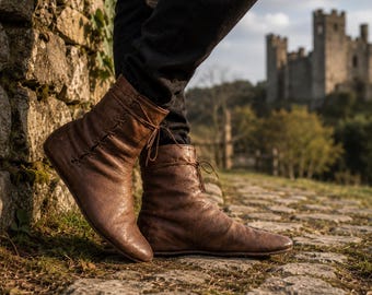 Medieval Viking Lace-Up Boots – Renaissance LARP Leather Fantasy Cosplay Boots for Men & Women