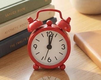 Mini Vintage Alarm Clock, Red Retro Twin-Bell Bedside Decor