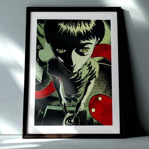 Op de afbeelding: Een set van drie keramische mokken met een gespikkelde, matte afwerking. De mokken zijn in crème, lichtgrijs en donkergrijs. Elke mok heeft een eenvoudig, minimalistisch ontwerp.