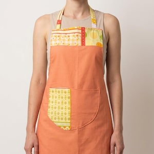 Keukenschort met binnenvoering - Handgemaakt schort uit Spanje - Terracotta patchwork design - Cadeau voor koks en bakkers