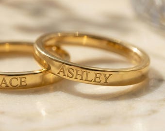 Anillo de boda personalizado de oro de 2 mm, anillo con nombre grabado a medida, anillo de pareja minimalista y delgado, anillo de promesa.