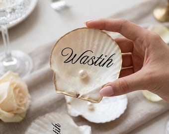 Custom Wedding Shell Place Card, Customizable Oyster Shell Name Place Card,Coastal Wedding Favor Shell Card,Wedding Name Table Decor,Wedding