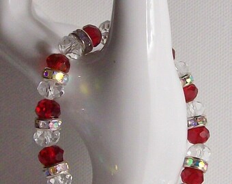 Bracelet stretch Red and clear 8 mm oval crystals beads plus red crystal drop