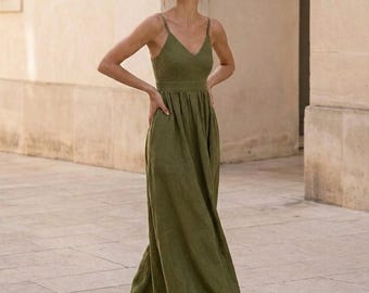 Lniana sukienka maxi z dekoltem w serek, ramiączkami typu spaghetti, marszczona, luźna, bez rękawów, szykowna, boho, letnia, oliwkowa zieleń