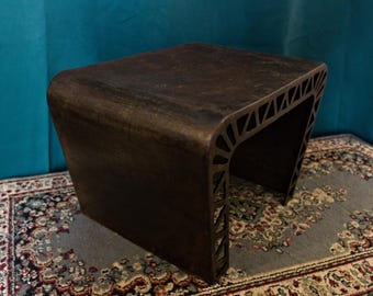 Table d'Appoint - Acier Rouillé et Verni
