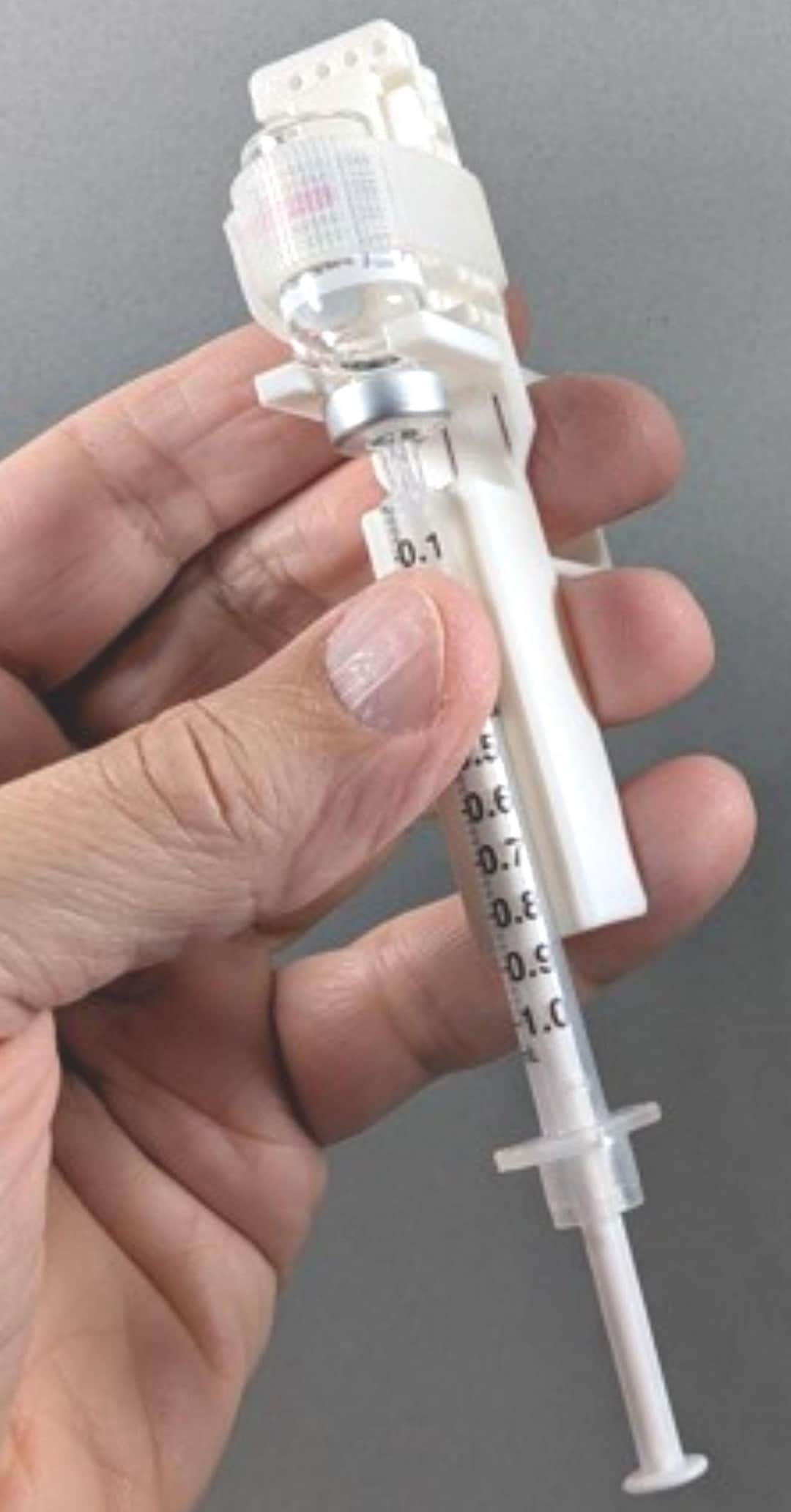 Adjustable Syringe Guide and Vial Holder With User-friendly Finger ...