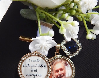 Boutonnière personalizado con dije de foto de boda azul conmemorativo para el novio y los padrinos, ramo de novia, regalo para recordar a un ser querido.