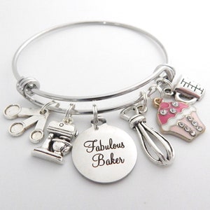 Baker Gifts-BAKING Bracelet-Chefs Gifts-Culinary student gift, Culinary school Graduation-Bake lover Gift-cupcake-Baking Jewelry-Patisserie