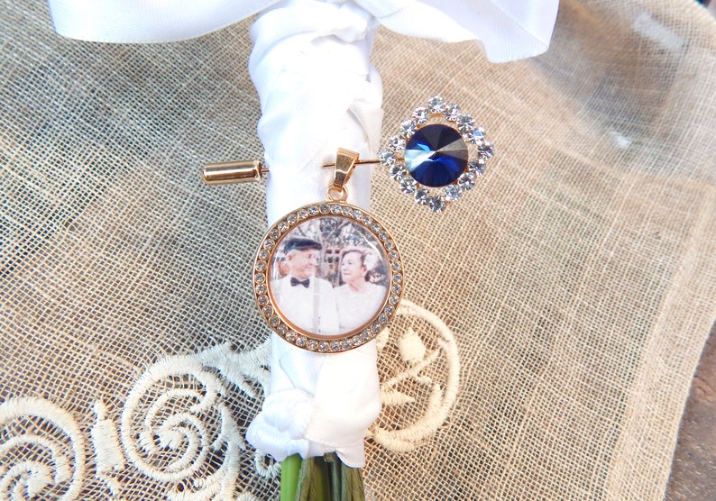 Bridal Bouquet Memorial Charm Something Blue for Bride Wedding Photo Charm Unique Gift from Groom-White Wedding Tradition Old Charm-Sixpence 画像 2