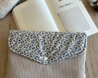 Pochette à livre broché en velours – Book sleeve handmade – Protège livre – Cadeau lecteur – Accessoire lecture – Fait main
