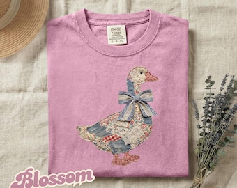 Comfort Colors® Patchwork Grandmacore Goose Shirt, Cottagecore Farm Animal Applique Tee, Gift for Grandma