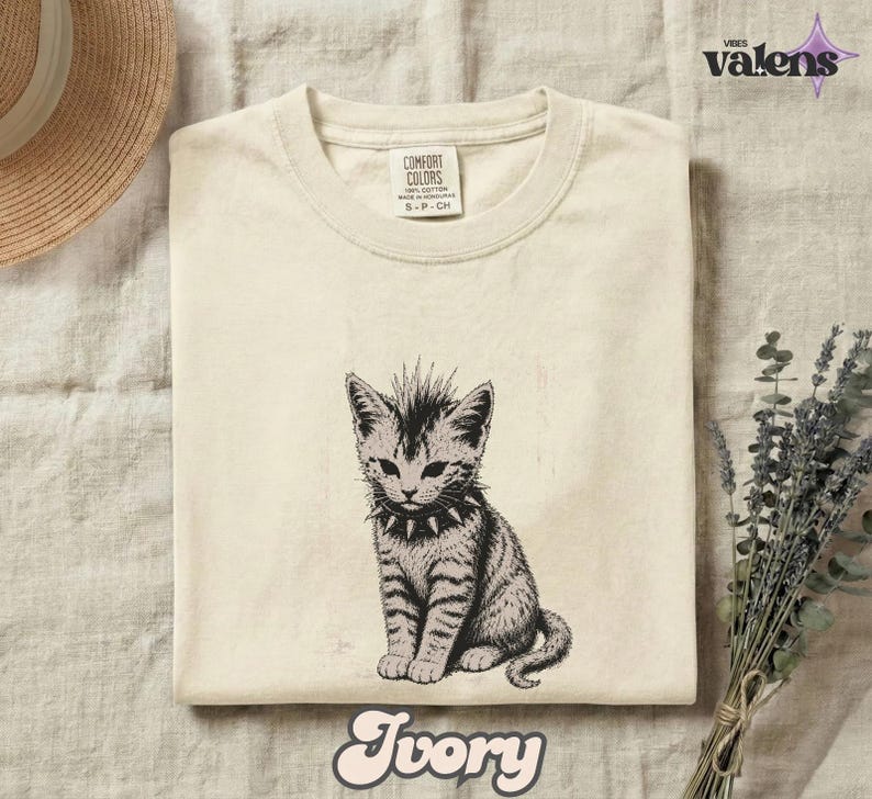 Vintage Punk Kitten Comfort Colors® Shirt, Edgy Mohawk Cat Tee, Spiked Collar Goth Cat Lover Outfit bild 1