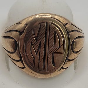 Monumental Antique Art Deco 10K Gold Signet Ring | Bold Hand-Engraved Block Monogram MP | Streamline Fluted Shoulders | Heavy 11.96g | Size