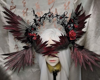 Tocado gótico alado, corona de halo de ángel oscuro, tocado de plumas negras y rojas, tocado de cosplay de ángel caído, corona para disfraz de fantasía