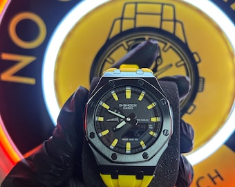 Individuelle G-Shock GA-2100 CasiOak Mod | Schwarzes Stahlgehäuse, Rennsportgelb-Bügel