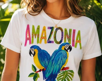 Amazonia Papagei T-Shirt für Frauen, Tropisches Vogel Shirt, buntes Ara Grafik T-Shirt, Urlaubs Outfit, Resort Wear, Sommer Travel Shirt