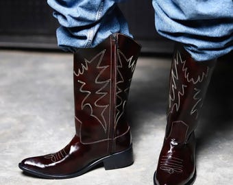 Botas vaqueras Western de cuero genuino hechas a mano para hombre.