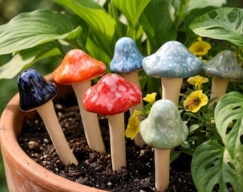 Regalo de cumpleaños para amantes de la jardinería: Lindos hongos de cerámica, colorido regalo de decoración para el jardín, hongos resistentes a las heladas, arte para el jardín, hecho a mano, estilo Forestcore.