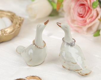 Mothers day Handmade Ceramic Goose Ring Holder,Elegant jewelry display,Trinket Dish,Bridesmaid,Farmhouse Decor,Unique Gifts for Her,Mom