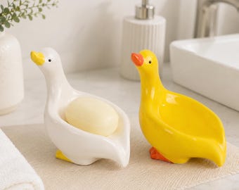 Christmas Ceramic Duck Soap Dish, White Glazed Soap Holder, Cute Bathroom Decor, Farmhouse Style, Housewarming Gift, Gift for Her
