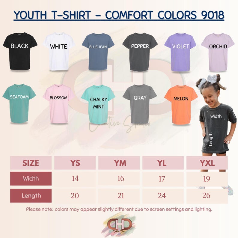 Puede incluir: Exhibici&oacute;n de camisetas juveniles en varios colores, incluyendo negro, blanco y azul vaquero. La imagen incluye una tabla de tallas con medidas de ancho y largo en cm para las tallas YS, YM, YL y YXL. El texto "YOUTH T-SHIRT - COMFORT COLORS 9018" est&aacute; en la parte superior.
