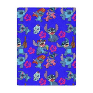 Manta Minky con estampado de dibujos animados / Hibisco hawaiano, ukelele, alienígena surfista imagen 1