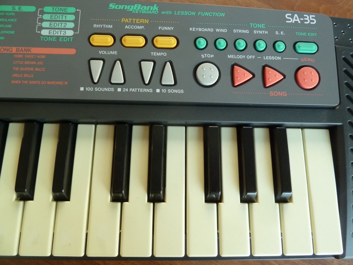 Vtg 90s /// CASIO SA35 // Electronic Keyboard // Songbank / Etsy