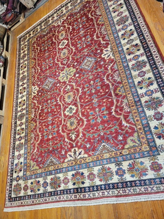 Kazak Serapi Style 7’ x 10’ Hand Knotted Wool Rug