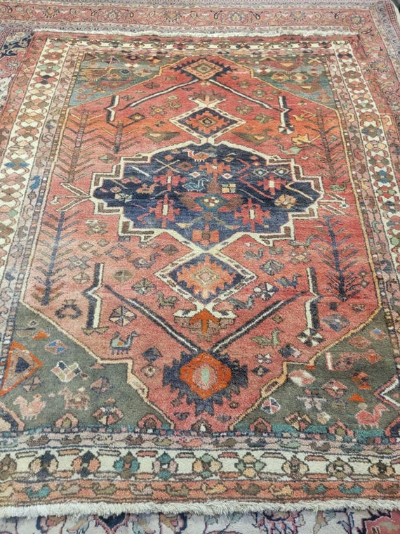 Vintage Tribal Pictorial Heriz Style 5’4” x 6’8” Hand Knotted Oriental Wool Rug