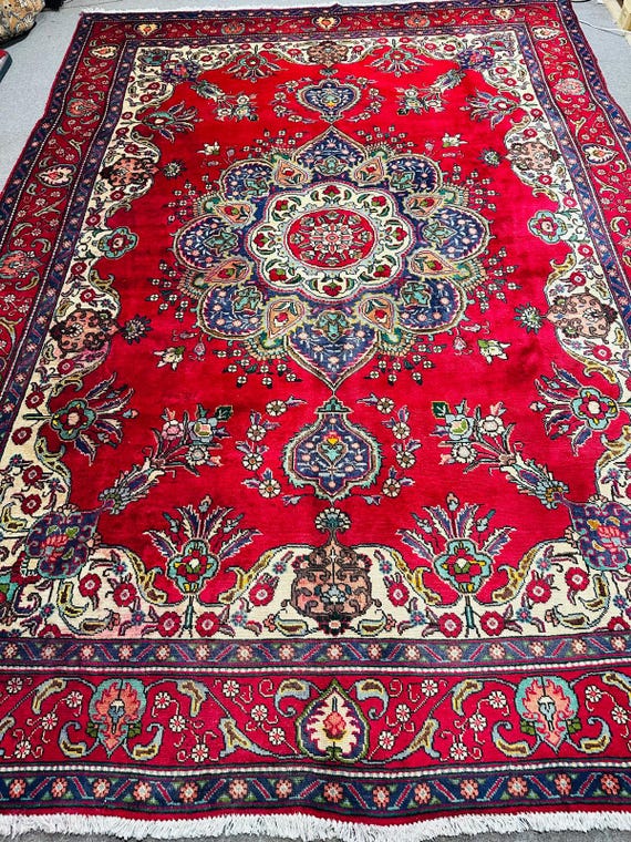 Hand Knotted Wool Medallion Floral Oriental Rug 9’4” x 13’2" Red