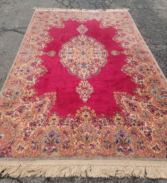 Vintage 5’9” x 9’8” Karastan Wool Medallion Rug